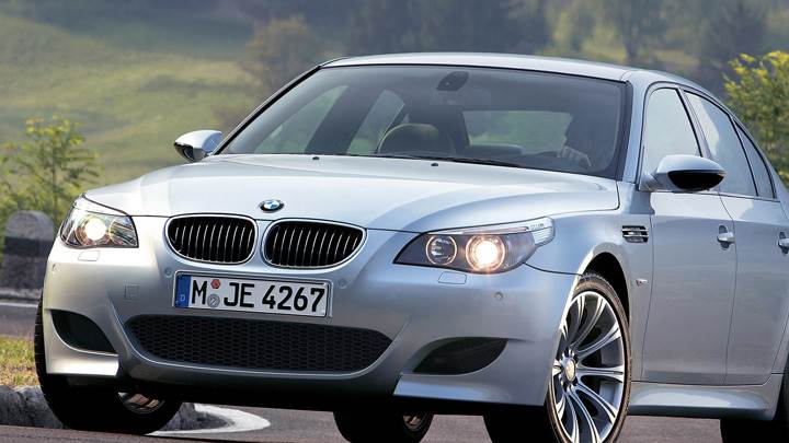 Front Pose Of 2005 BMW M5 In Silver